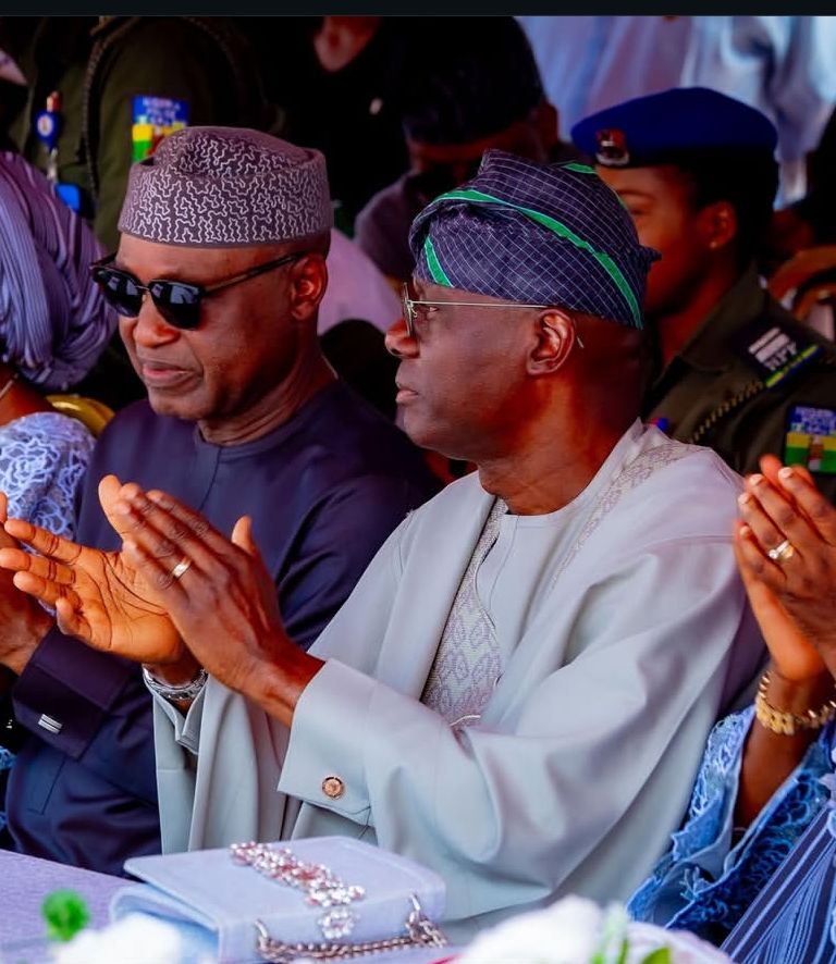 2bc2e17d-cf53-46e2-9529-e1b27b913a2c